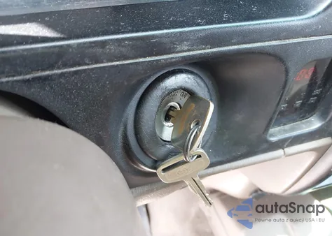 2001 Toyota Tacoma Base V6 from USA, damaged, VIN 5TEHN72N71Z849033